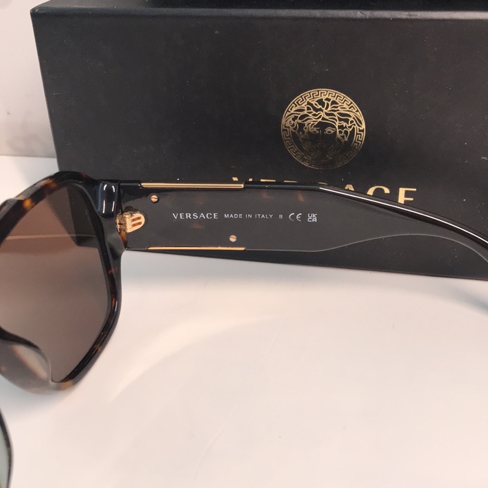 New Authentic Versace Tortoise Shell Sunglasses V… - image 8